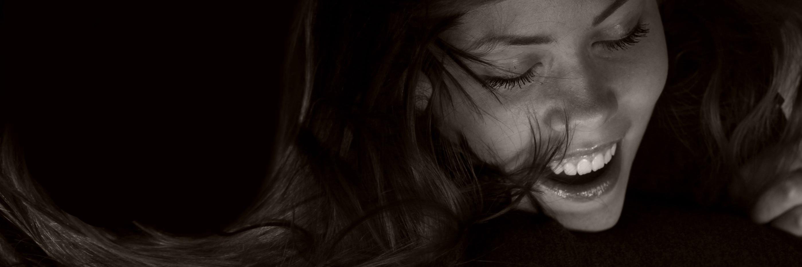 helenemyk's profile banner image