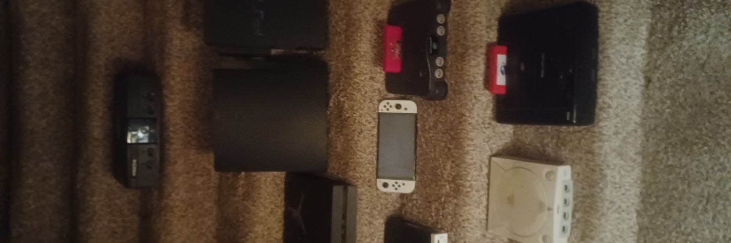 laidcue's profile banner image