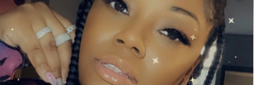 MadamRell's profile banner image