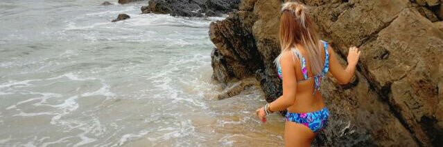 laura_cari's profile banner image