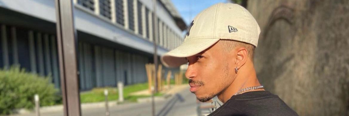 d_shine97's profile banner image