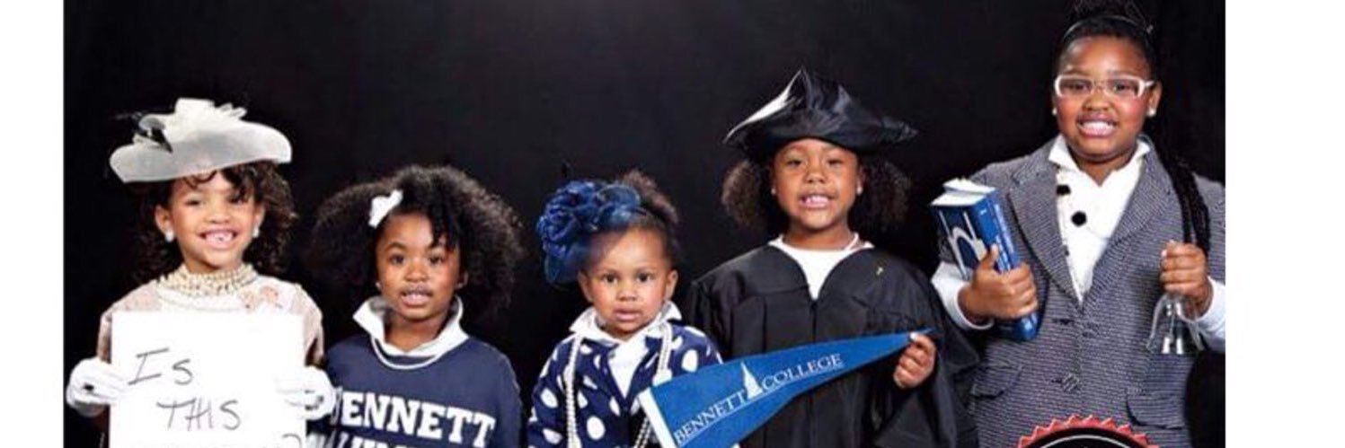 thisisnaaliah's profile banner image