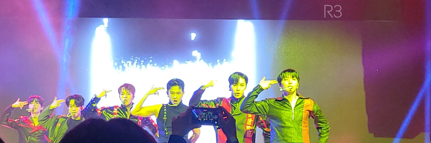 Rav3n0415's profile banner image