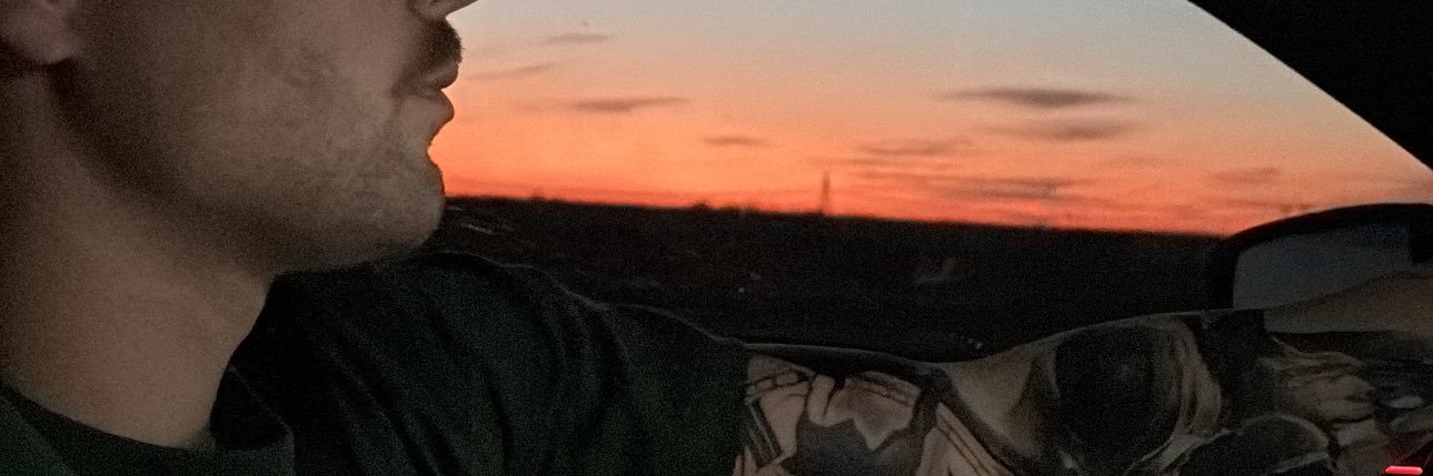 averyvayda's profile banner image