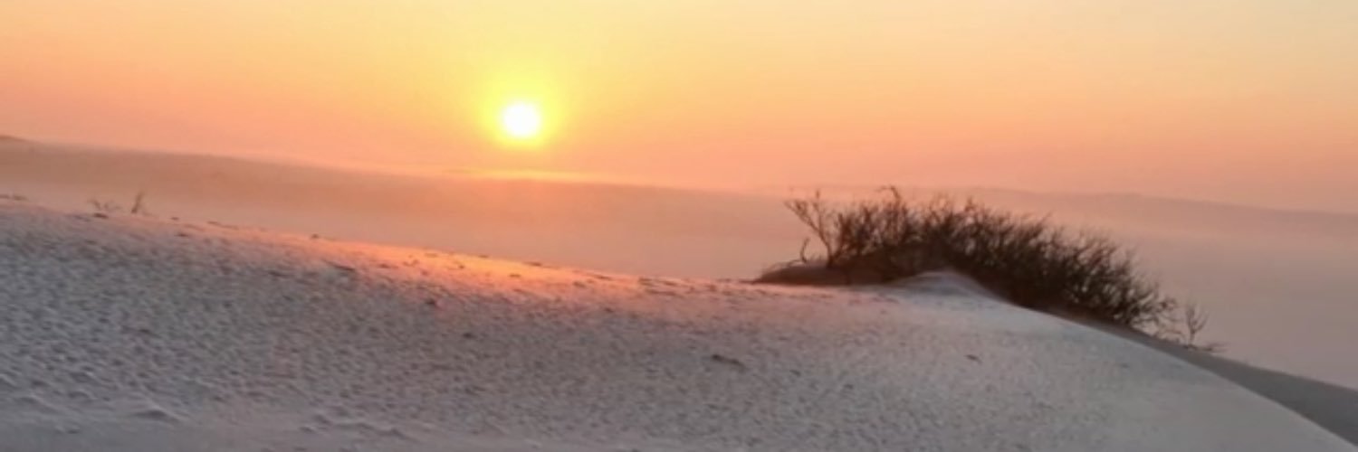 es_aj's profile banner image