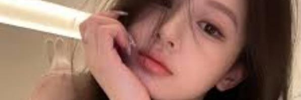 selenvek's profile banner image