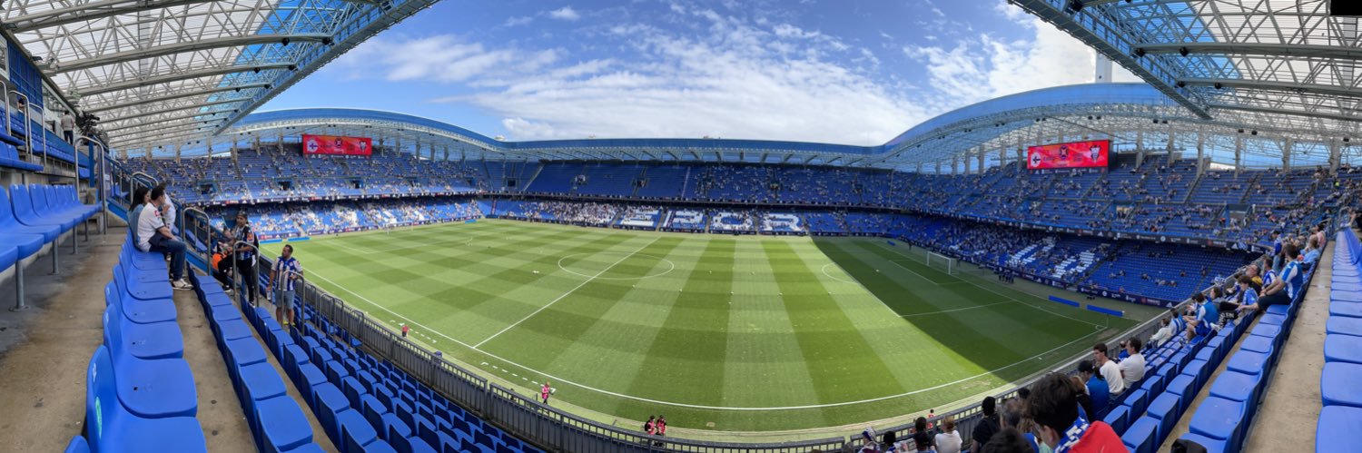 Victor 🍍💙🤍💙 banner