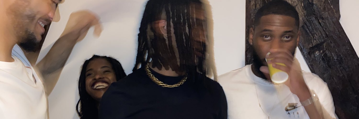 VYÉ NEG banner