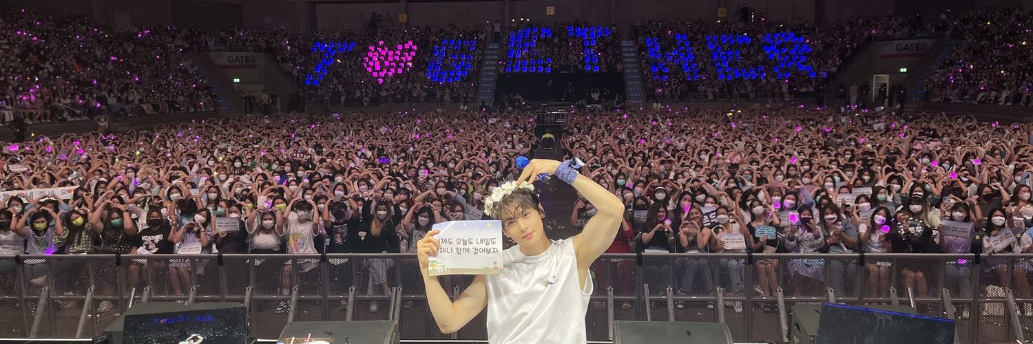 noonchoi's profile banner image