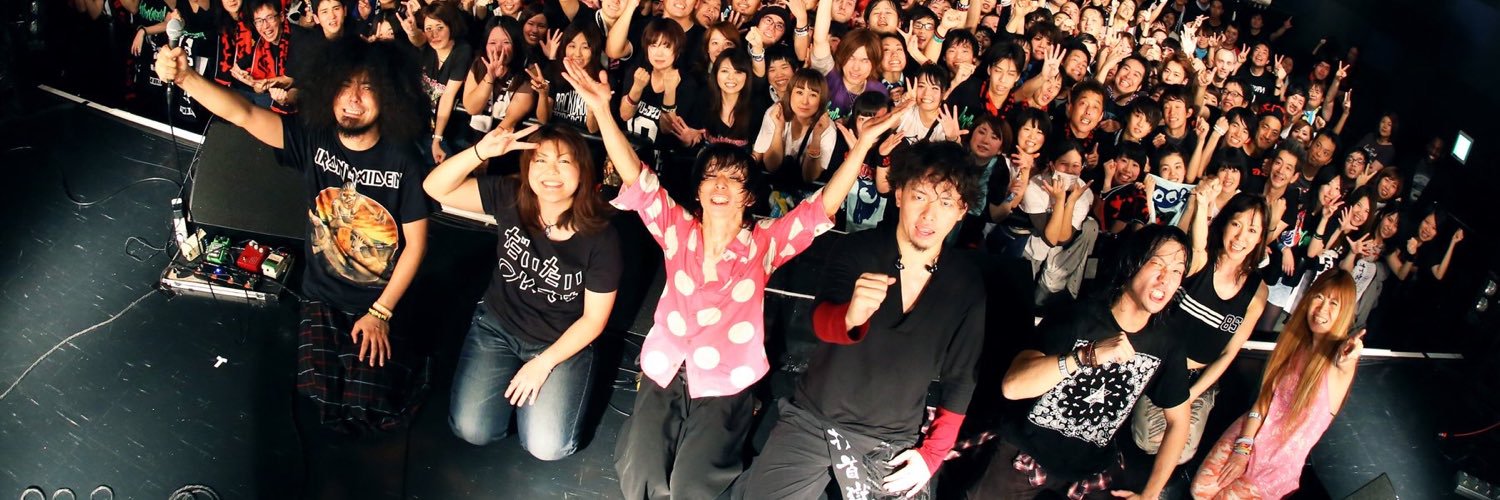 13_227128's profile banner image