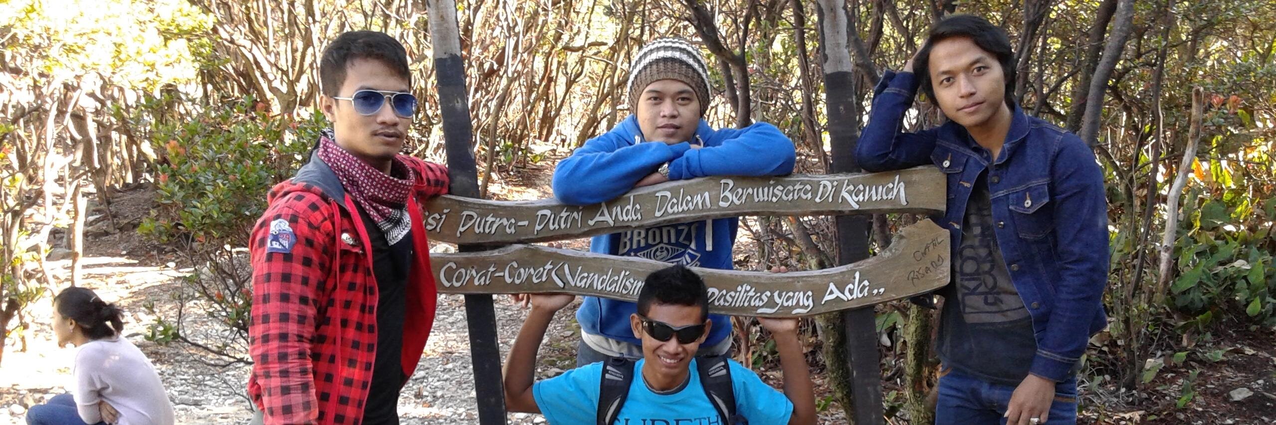 fahmidzulzamar's profile banner image