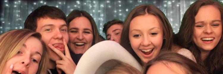 lea_mclaughlin's profile banner image