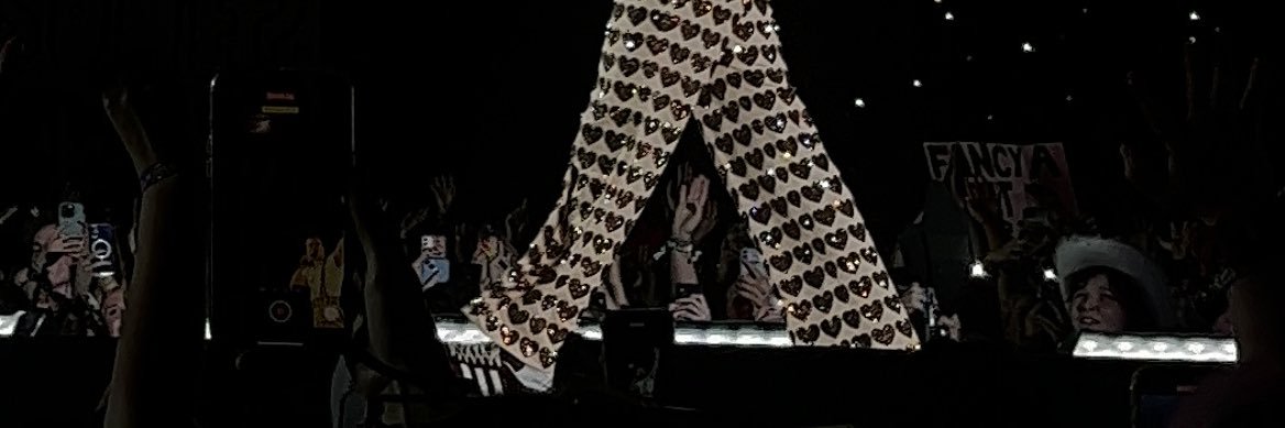 molls's banner