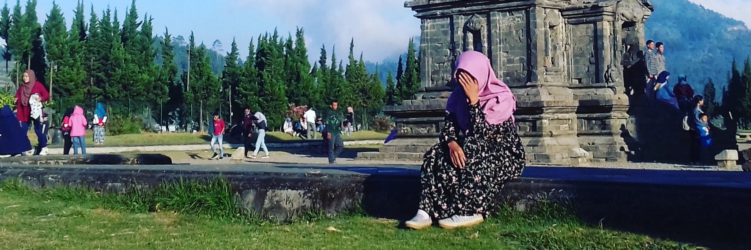 nona_ava's profile banner image