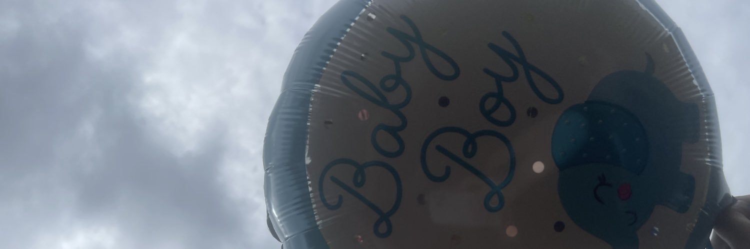 _bethrobinsonxo's profile banner image