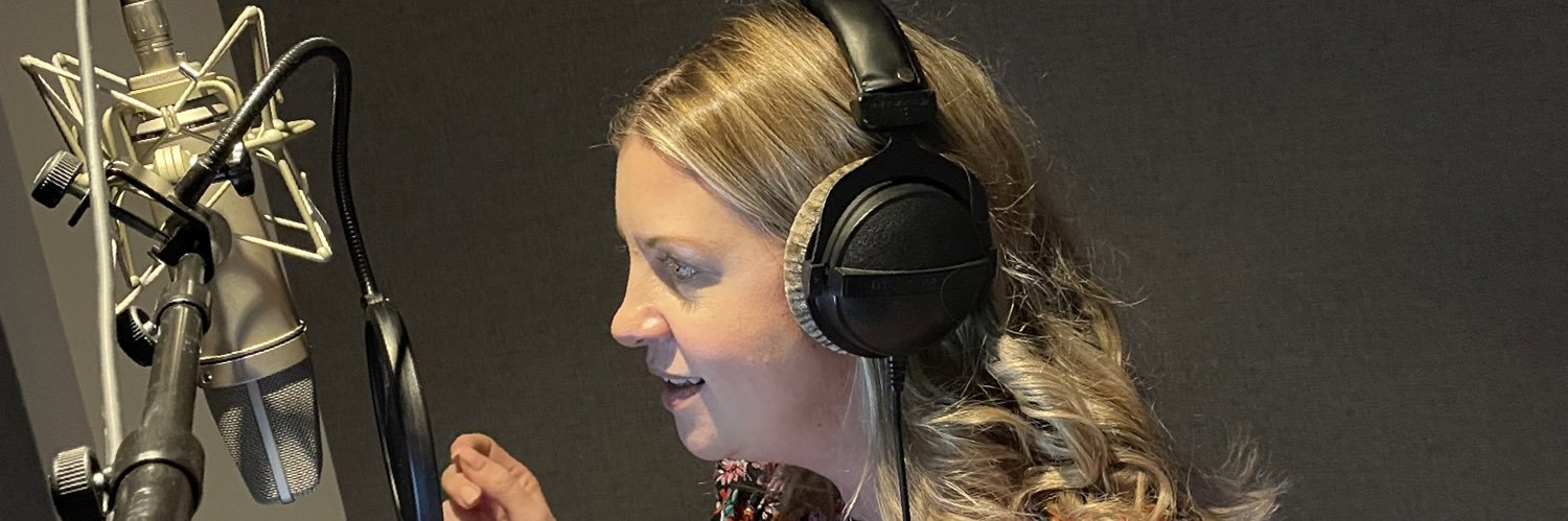LynnJinks1's profile banner image