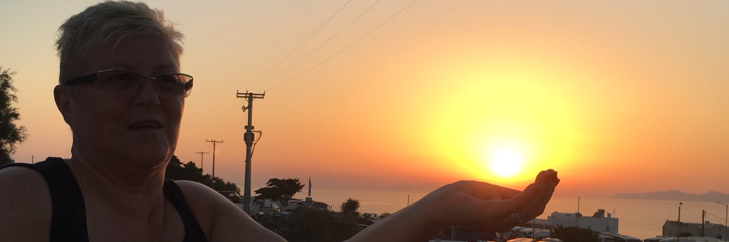 mum165's profile banner image