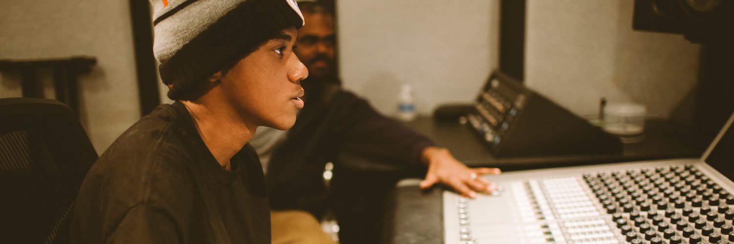 David's Harp Found. banner