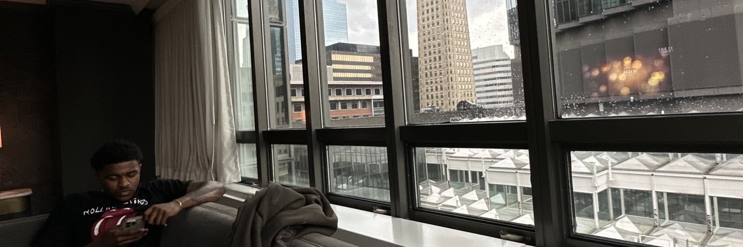 malikarmando_'s profile banner image