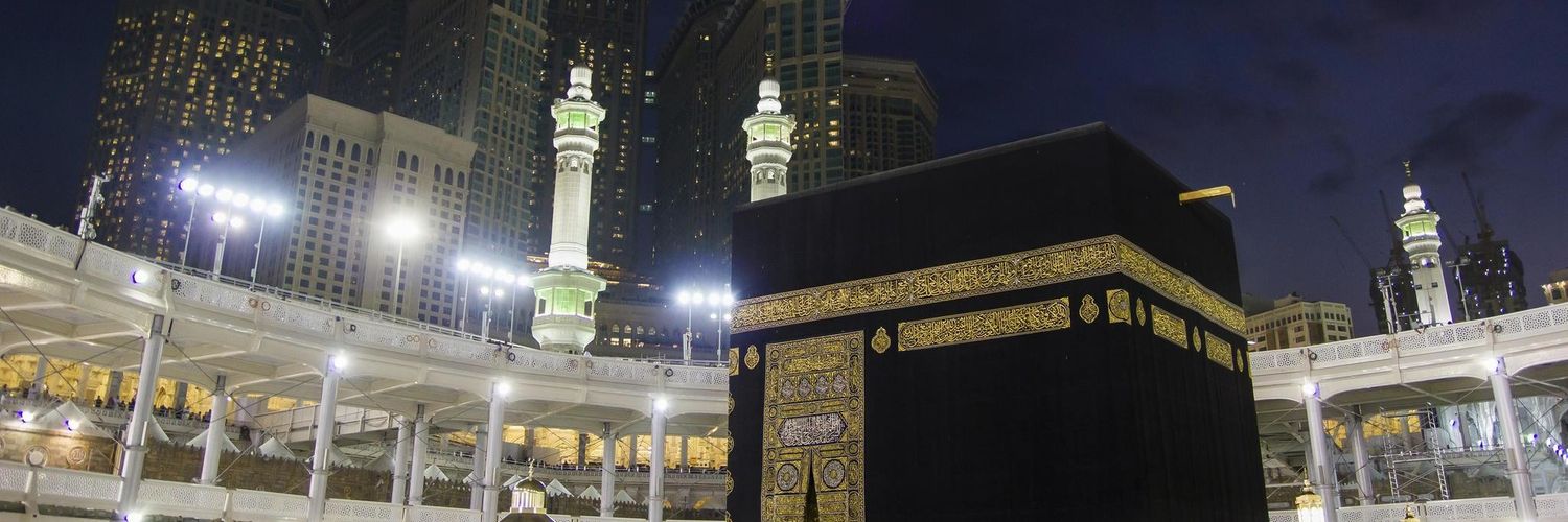amal_alin's profile banner image
