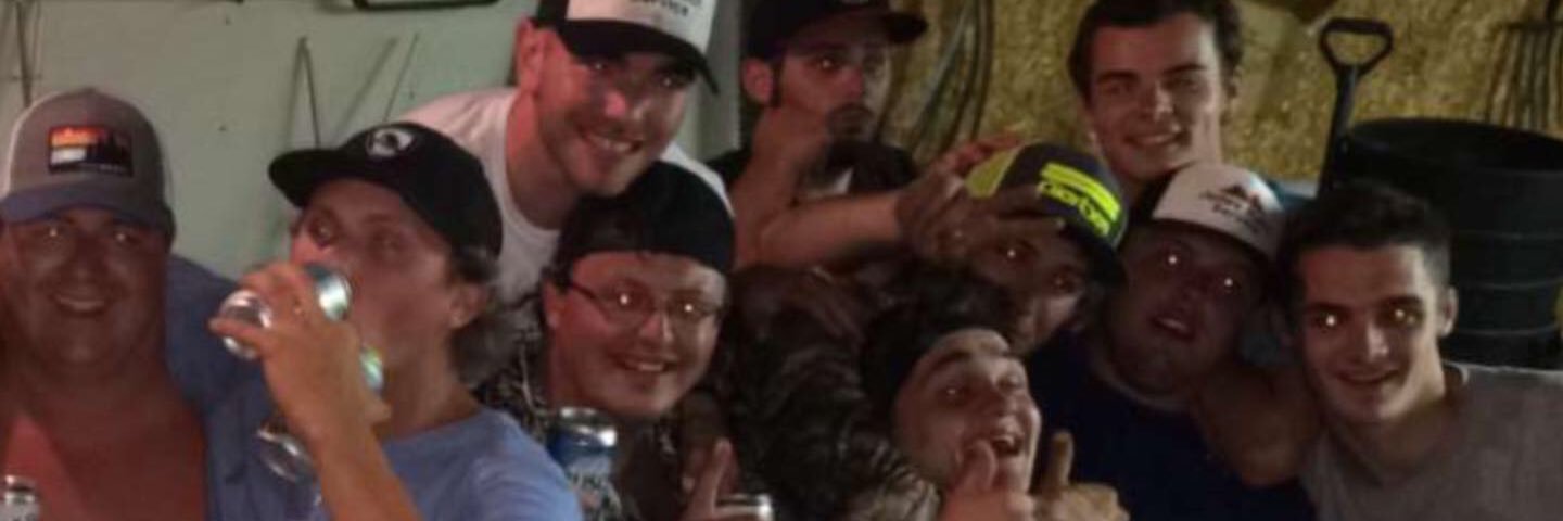Tuumski's profile banner image