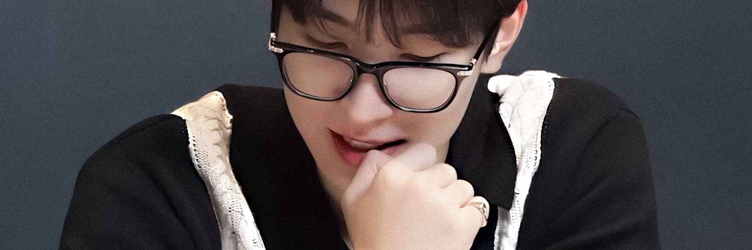 wonujks's profile banner image