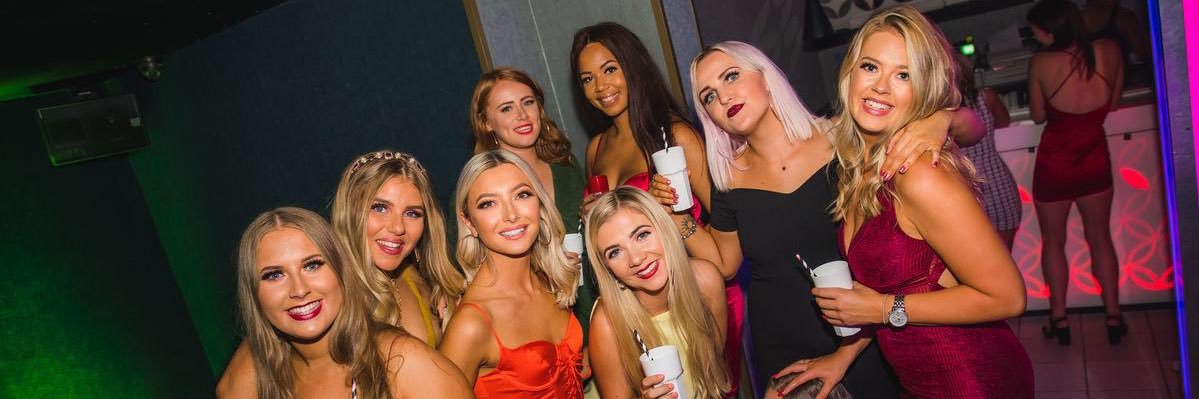 MaisyStephens's profile banner image