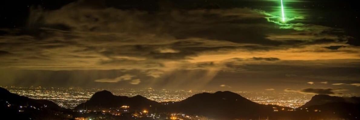 migsantos_'s profile banner image