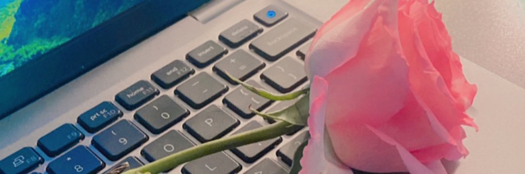 MesmerizingMere's profile banner image