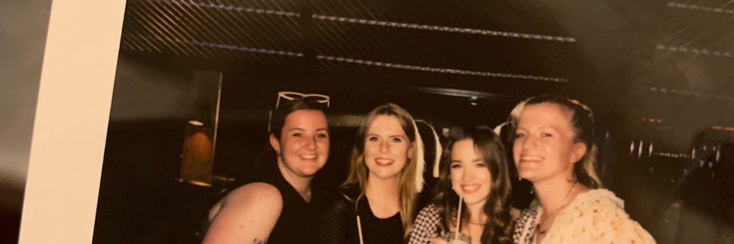 becca_imogen's profile banner image
