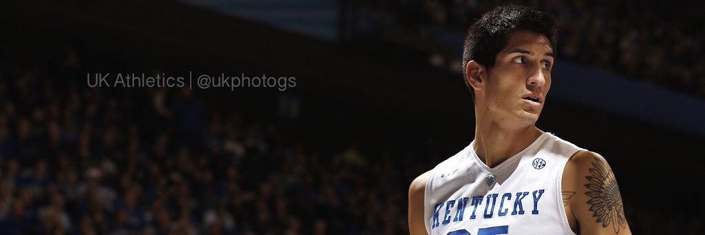 Derek Willis banner