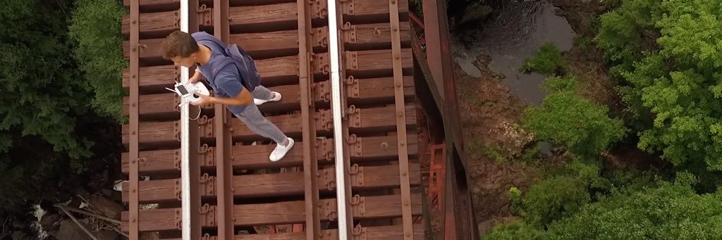 derekblacc's profile banner image
