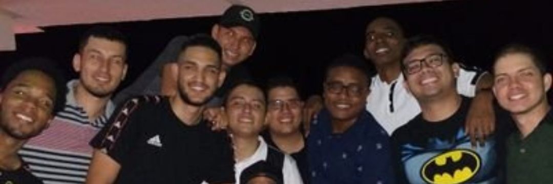 vican27's profile banner image