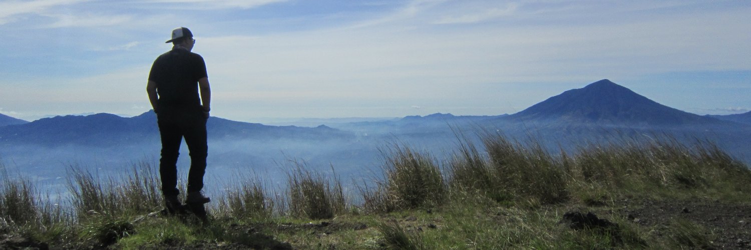 phuelsya's profile banner image