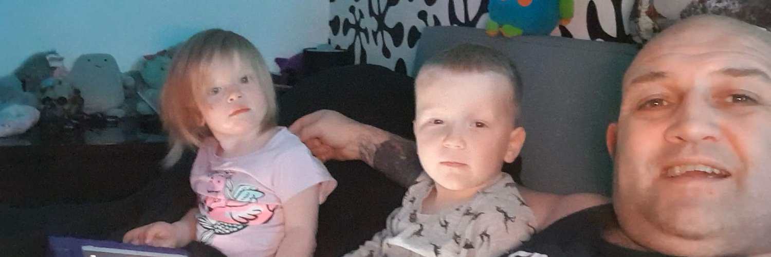 Lindon Mackenzie banner