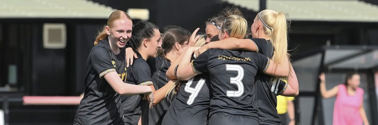 Carolanne Phee banner