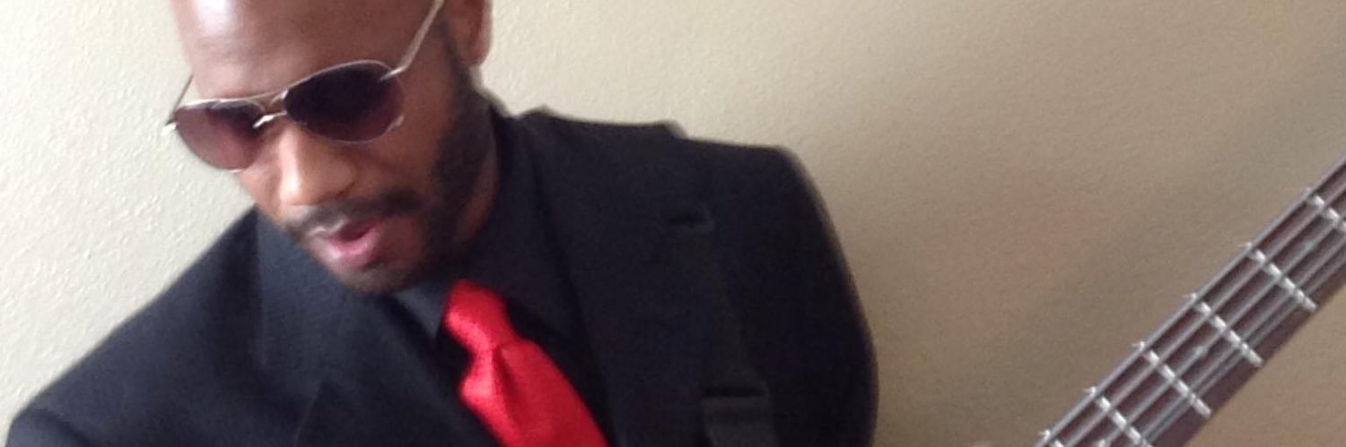 Cosolive's profile banner image