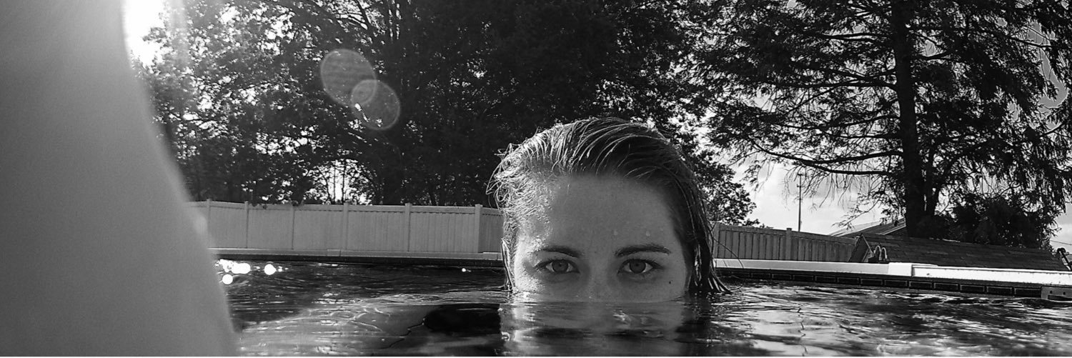 SuzanneSelman's profile banner image
