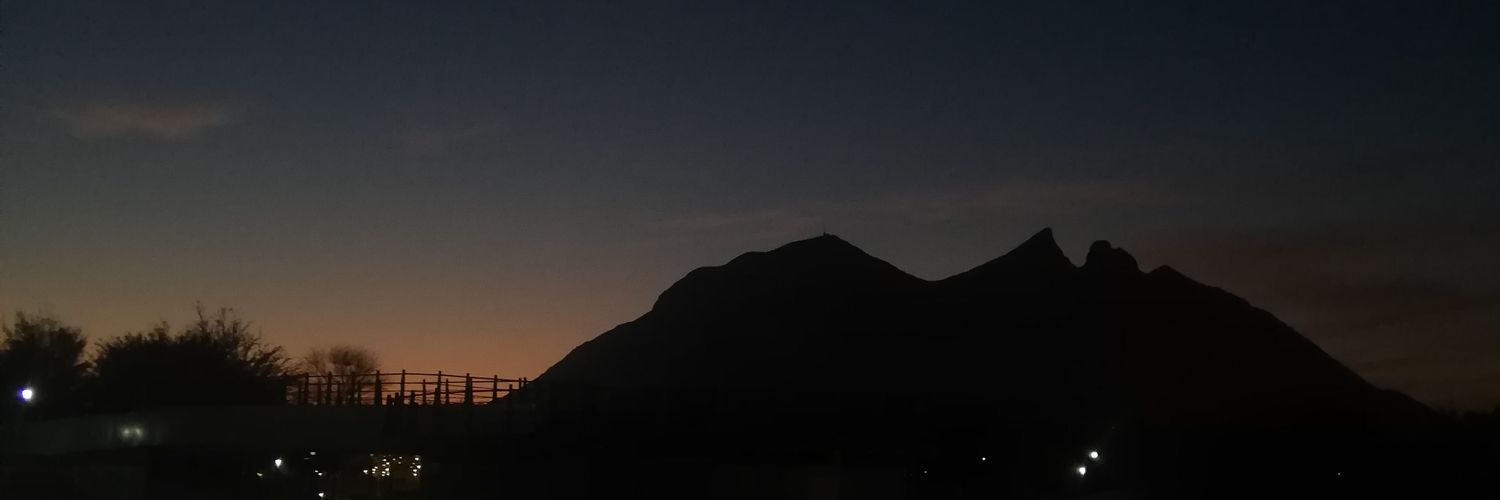 Nachorz's profile banner image