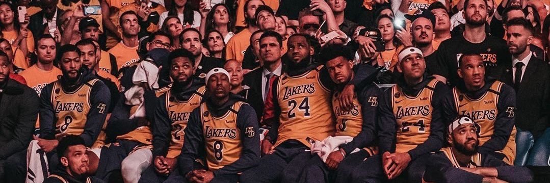 2chienz's profile banner image