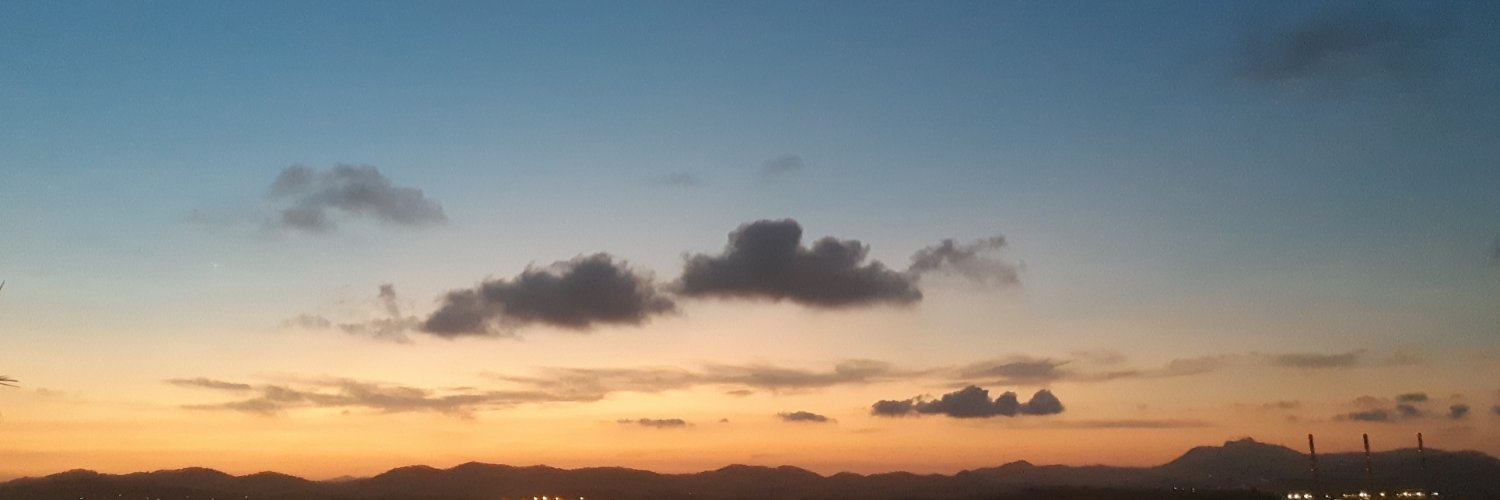authoraire's profile banner image