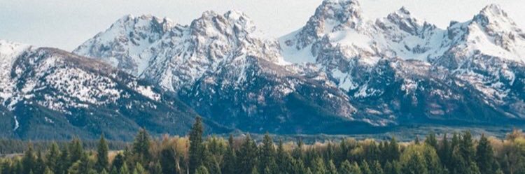 e_andreamoore's profile banner image