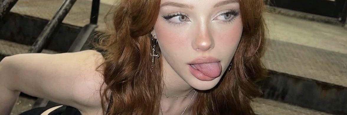 prettylanana's profile banner image