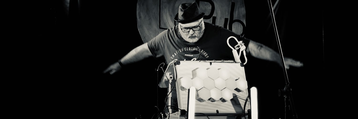 Kev Grosvenor banner