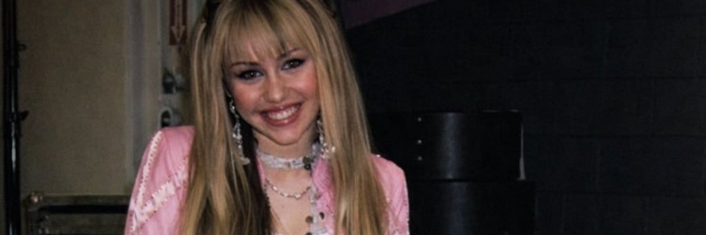 mileystan4ever's profile banner image