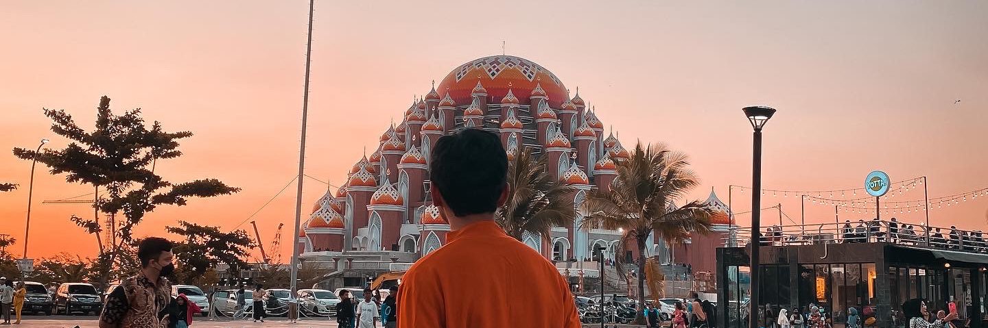 gilankae's profile banner image