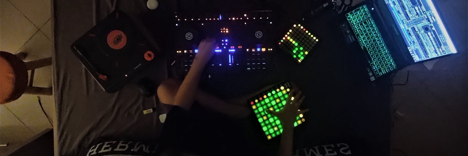 OzzyManzar's profile banner image