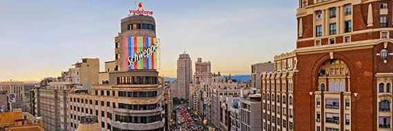 Macarena banner
