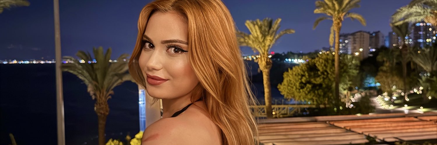 levla48's profile banner image