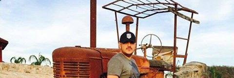 alinavalencia1's profile banner image